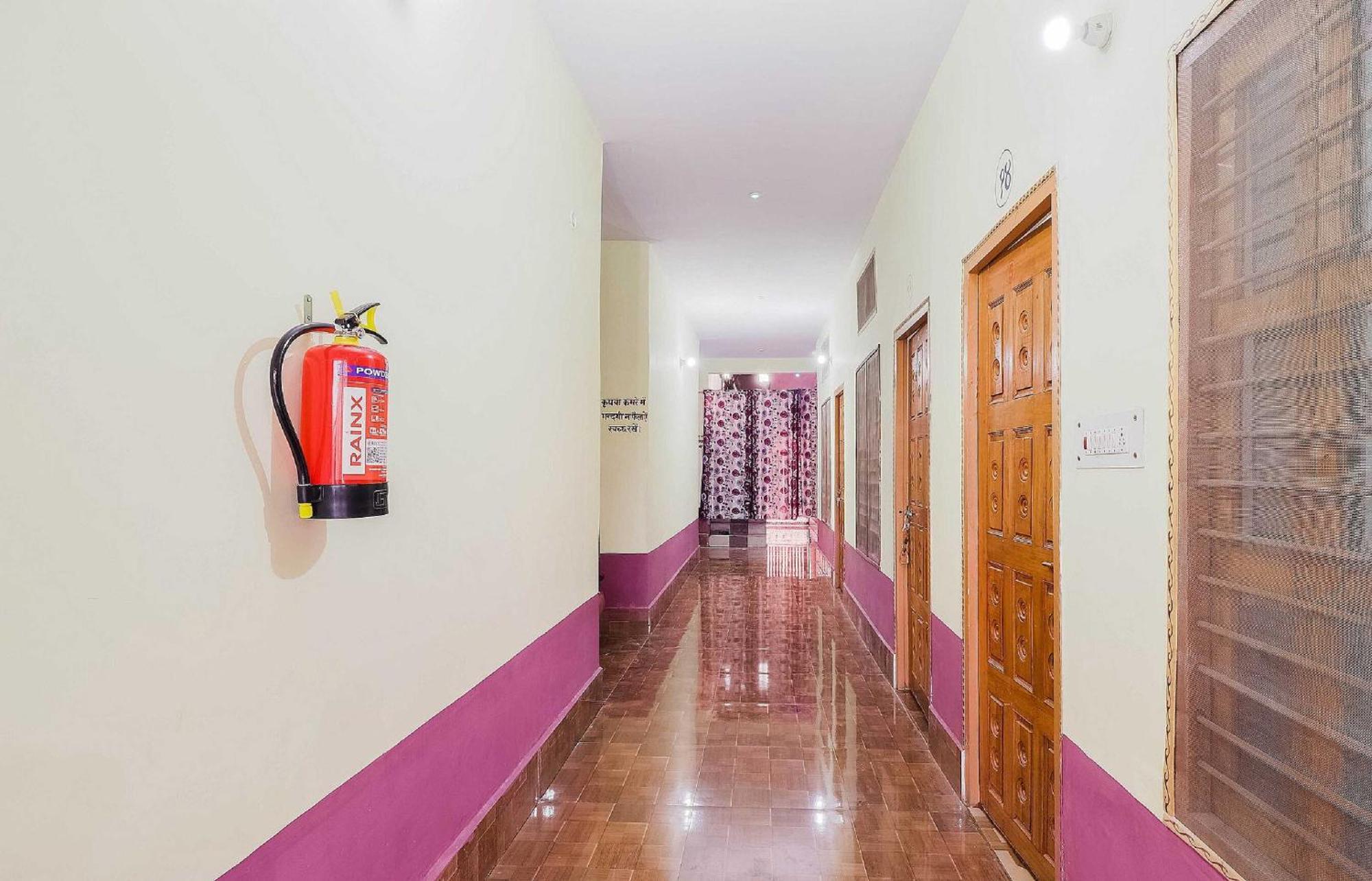 Hotel O Jyotish House Ayodhya 외부 사진